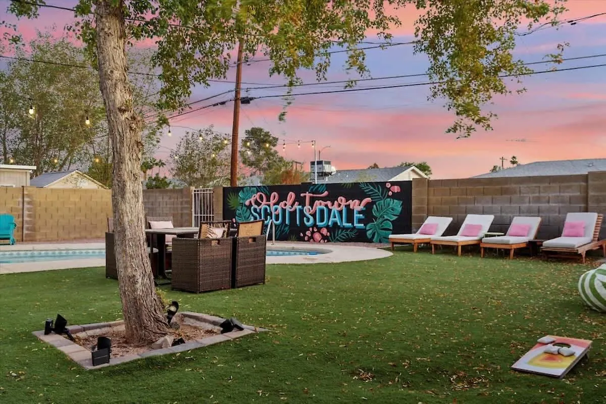 5 Min To Old Town Huge Backyard Villa Скоттсдейл Дом отдыха