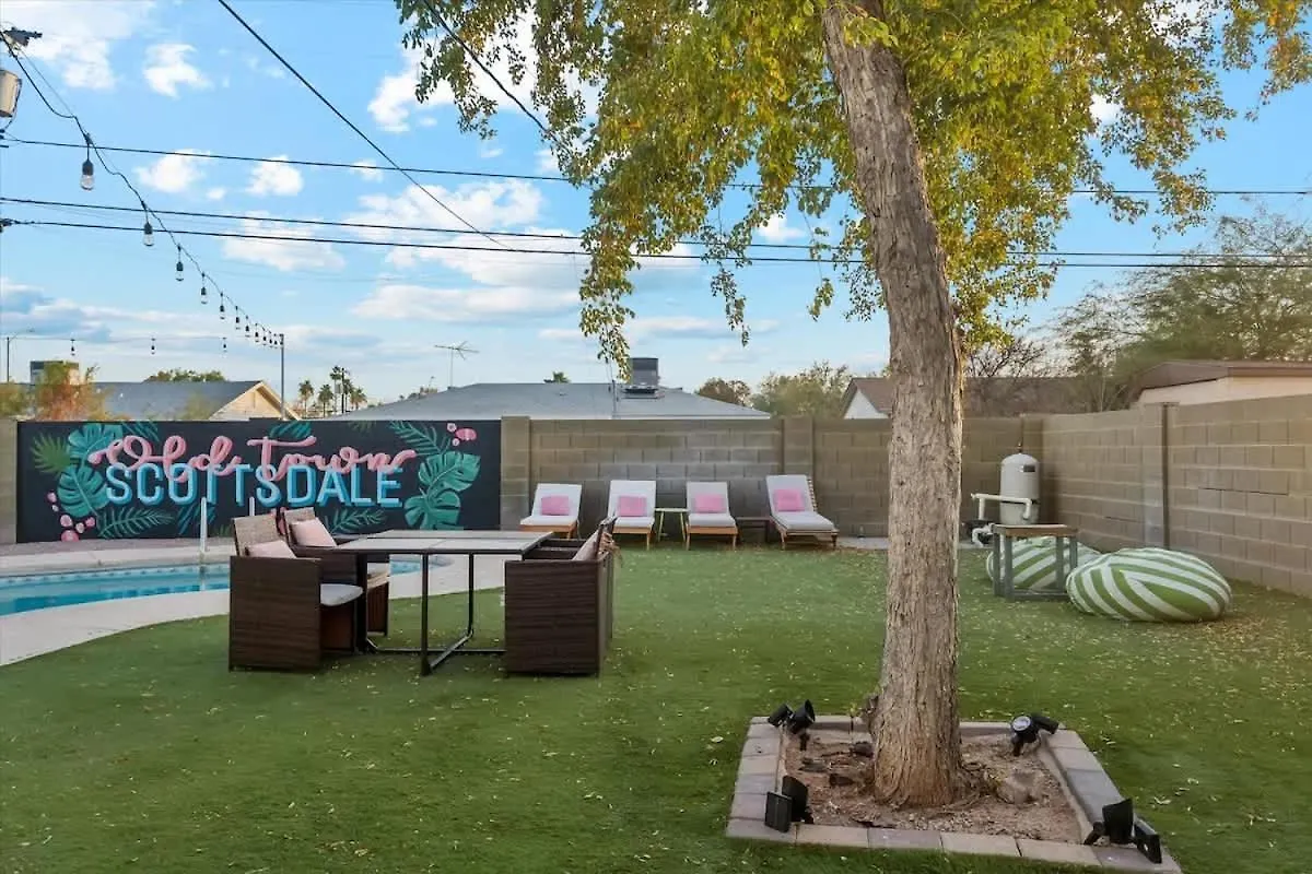 5 Min To Old Town Huge Backyard Villa Скоттсдейл Дом отдыха
